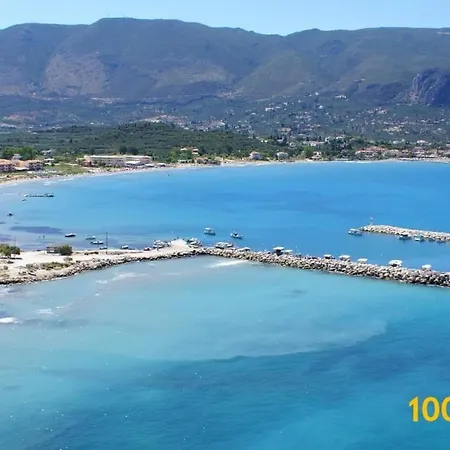 Agia Kiriaki Aparthotel 3*