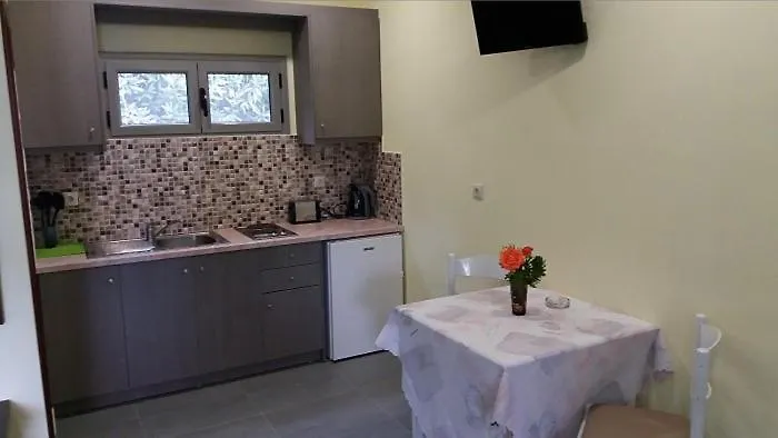 Agia Kiriaki Lejlighedshotel 3*