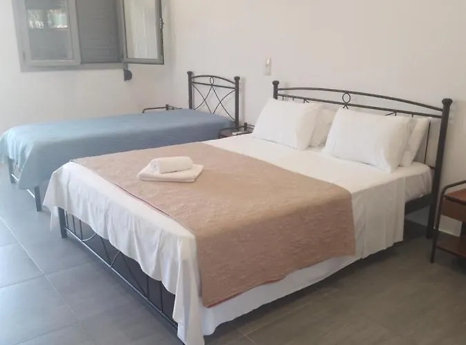 Agia Kiriaki Aparthotel
